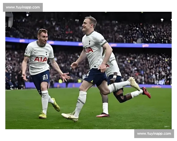 英超焦点对决再掀波澜豪门争锋战火一触即发
