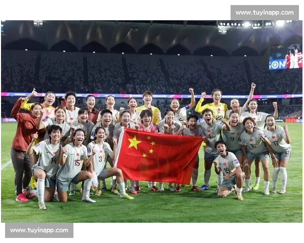 中国足球队在最新国际比赛中展现出强大实力 以3比1战胜对手迎来胜利新篇章